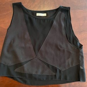 Black tank crop top